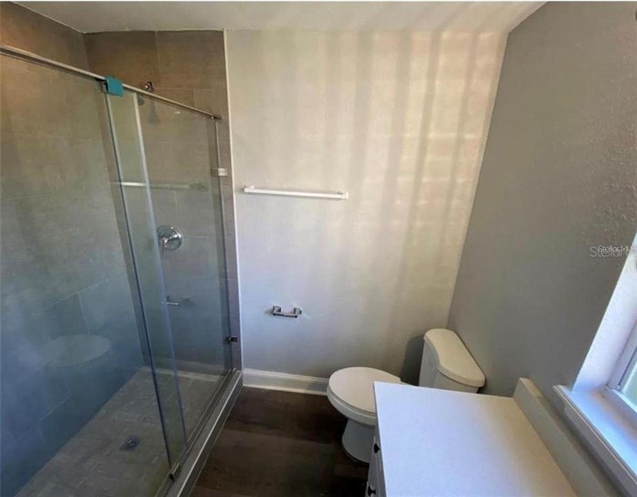 For Rent: $2,400 (3 beds, 2 baths, 1416 Square Feet)