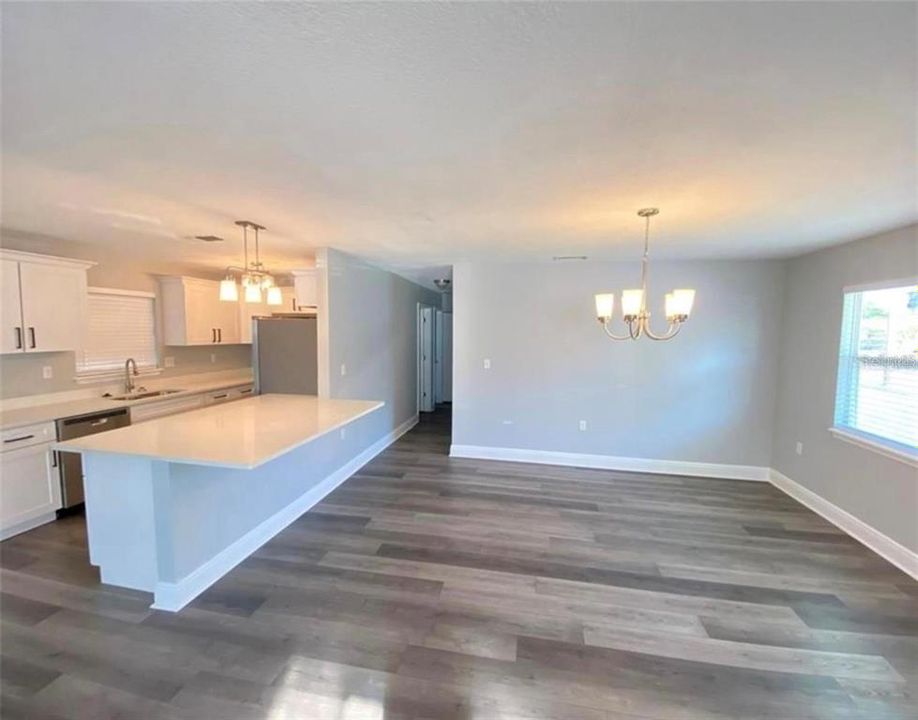 For Rent: $2,400 (3 beds, 2 baths, 1416 Square Feet)