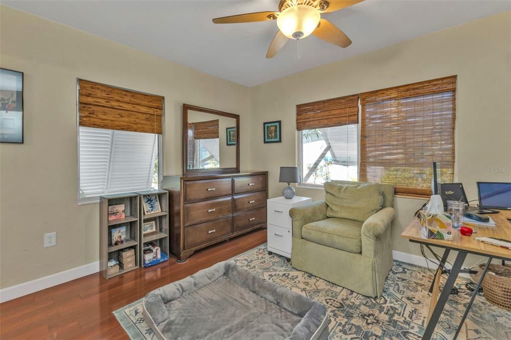 For Sale: $155,500 (3 beds, 2 baths, 1644 Square Feet)