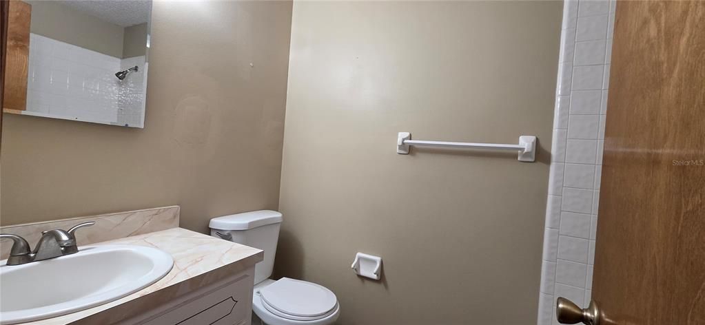 For Sale: $270,000 (3 beds, 2 baths, 1512 Square Feet)