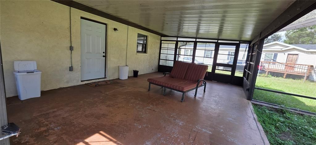 For Sale: $270,000 (3 beds, 2 baths, 1512 Square Feet)