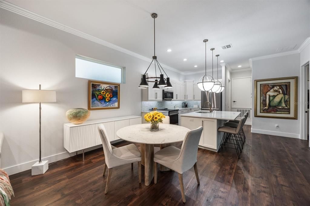 Active With Contract: $389,900 (3 beds, 2 baths, 1730 Square Feet)