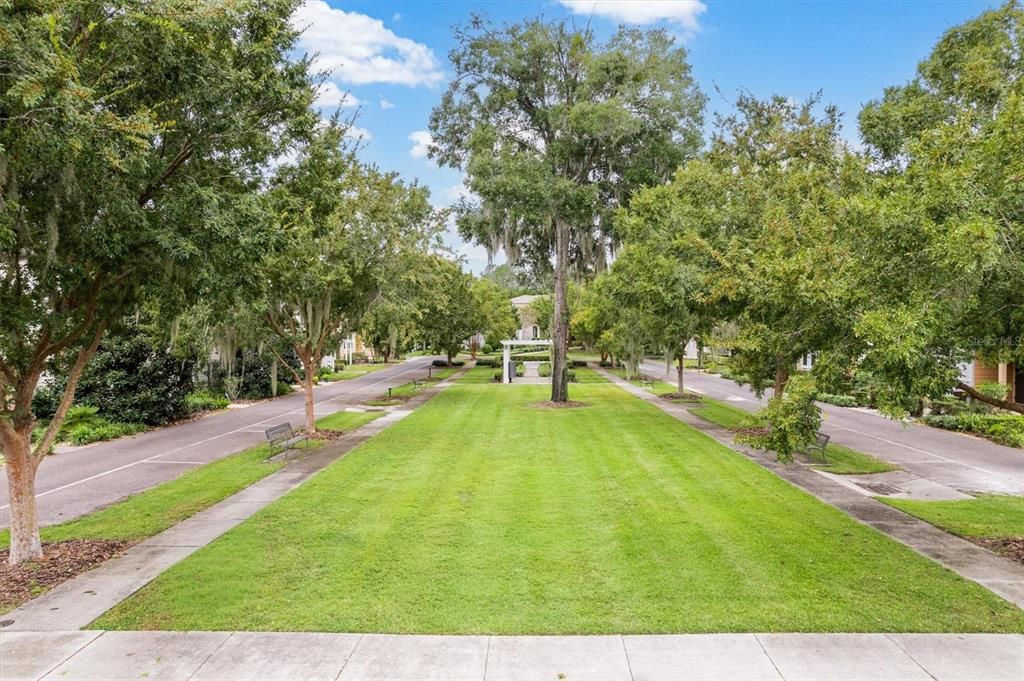 Active With Contract: $389,900 (3 beds, 2 baths, 1730 Square Feet)