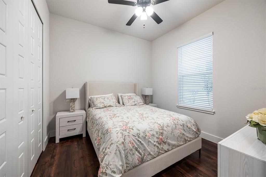 Active With Contract: $389,900 (3 beds, 2 baths, 1730 Square Feet)