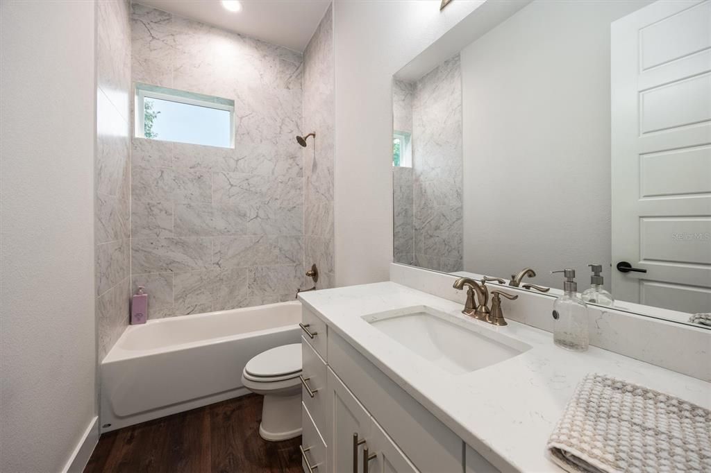 Active With Contract: $389,900 (3 beds, 2 baths, 1730 Square Feet)