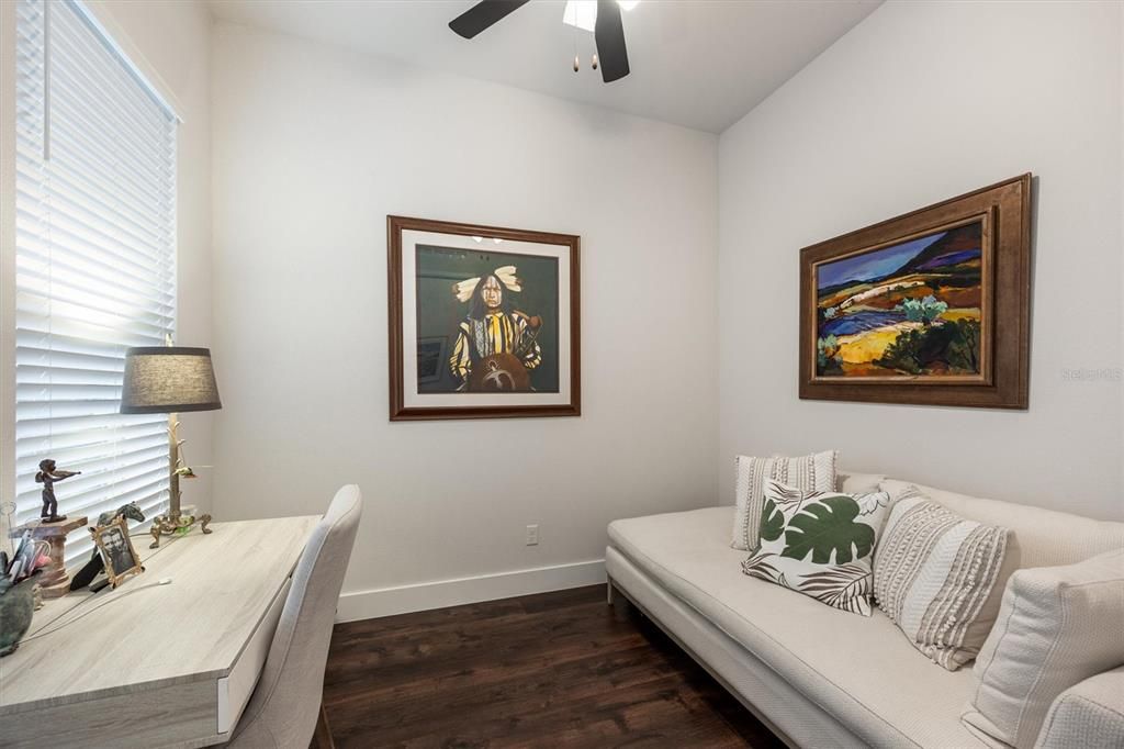 Active With Contract: $389,900 (3 beds, 2 baths, 1730 Square Feet)