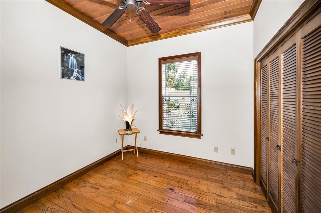 На продажу: $649,900 (2 спален, 2 ванн, 1680 Квадратных фут)