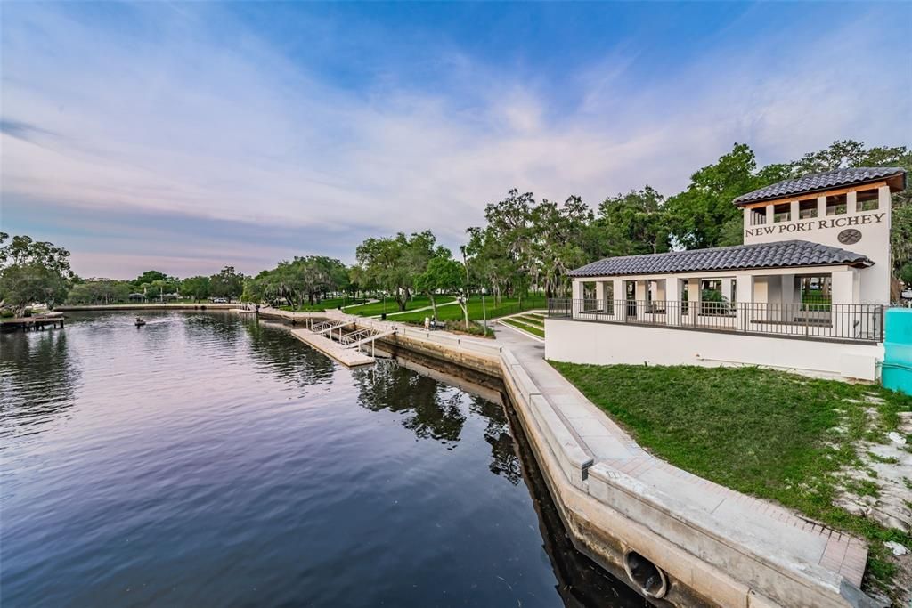 На продажу: $649,900 (2 спален, 2 ванн, 1680 Квадратных фут)