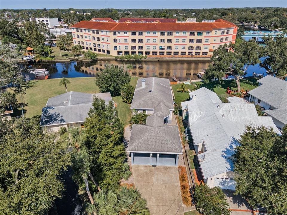 На продажу: $649,900 (2 спален, 2 ванн, 1680 Квадратных фут)