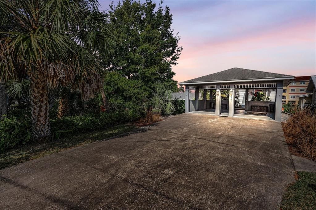 На продажу: $649,900 (2 спален, 2 ванн, 1680 Квадратных фут)