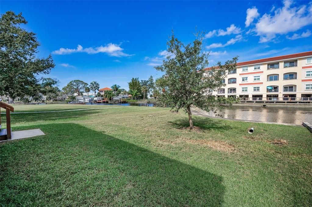 На продажу: $649,900 (2 спален, 2 ванн, 1680 Квадратных фут)