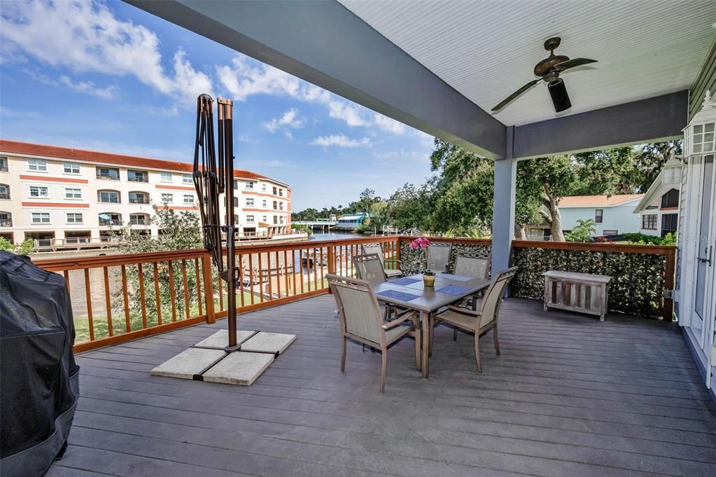 На продажу: $649,900 (2 спален, 2 ванн, 1680 Квадратных фут)