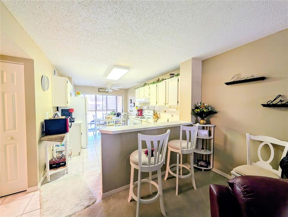 待售: $168,900 (2 贝兹, 2 浴室, 1025 平方英尺)