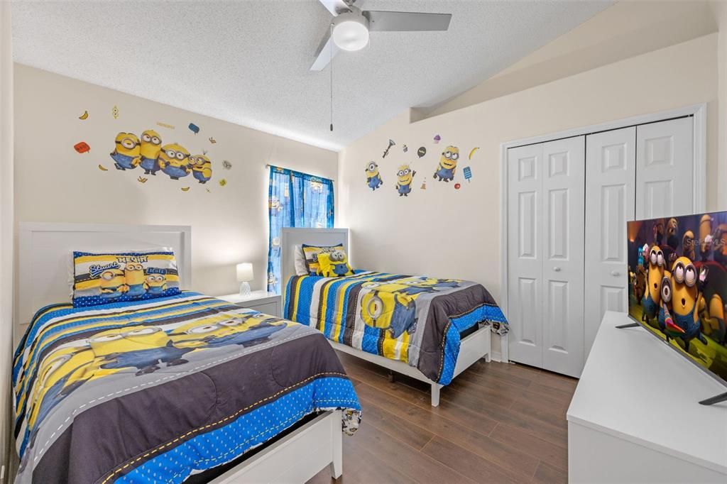 For Sale: $514,990 (5 beds, 4 baths, 2136 Square Feet)