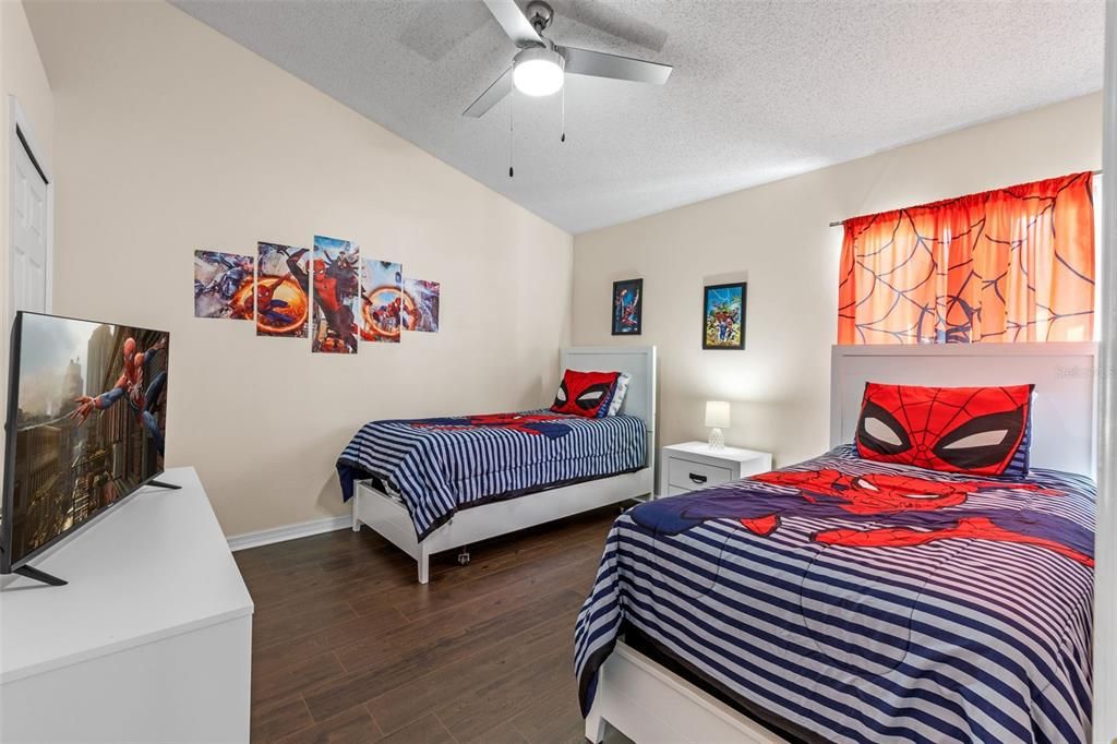 For Sale: $514,990 (5 beds, 4 baths, 2136 Square Feet)