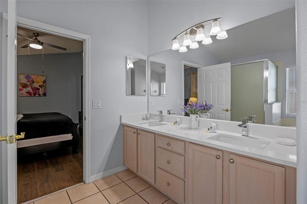 For Sale: $514,990 (5 beds, 4 baths, 2136 Square Feet)