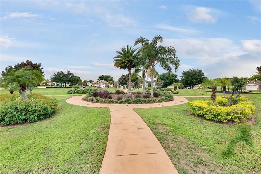 For Sale: $514,990 (5 beds, 4 baths, 2136 Square Feet)