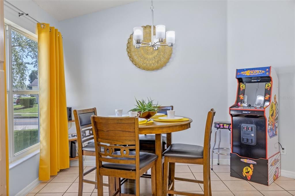 For Sale: $514,990 (5 beds, 4 baths, 2136 Square Feet)