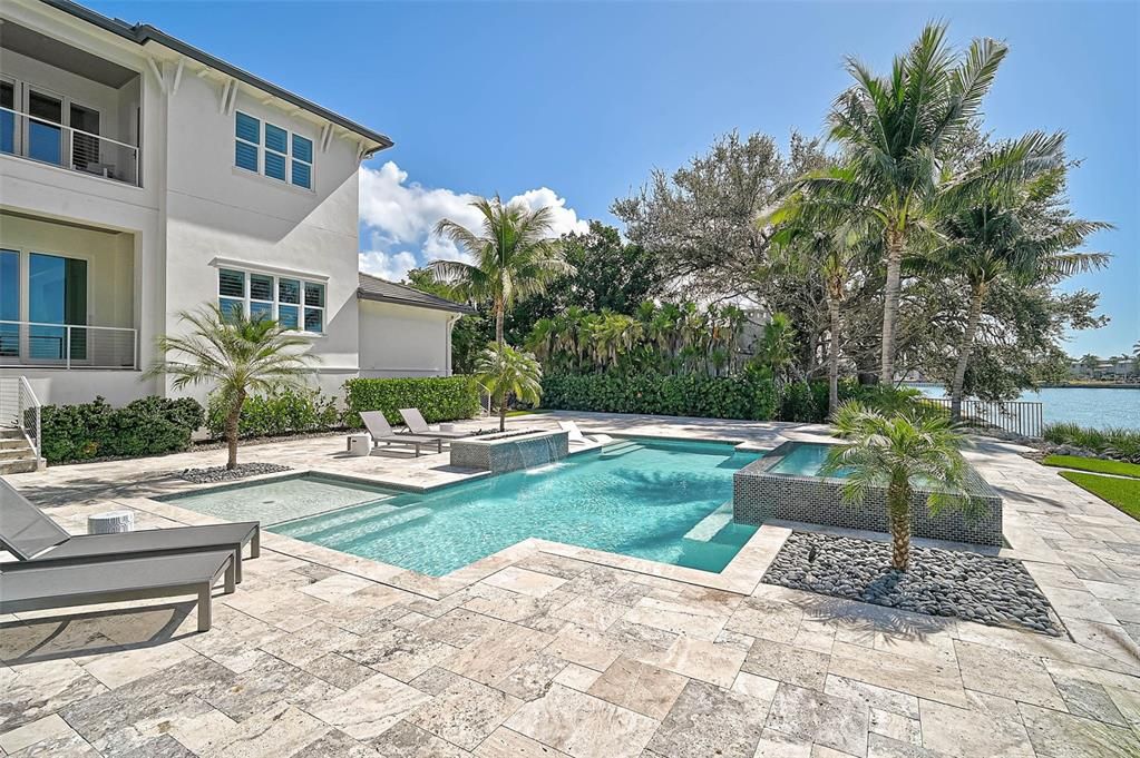 待售: $9,500,000 (5 贝兹, 5 浴室, 5176 平方英尺)