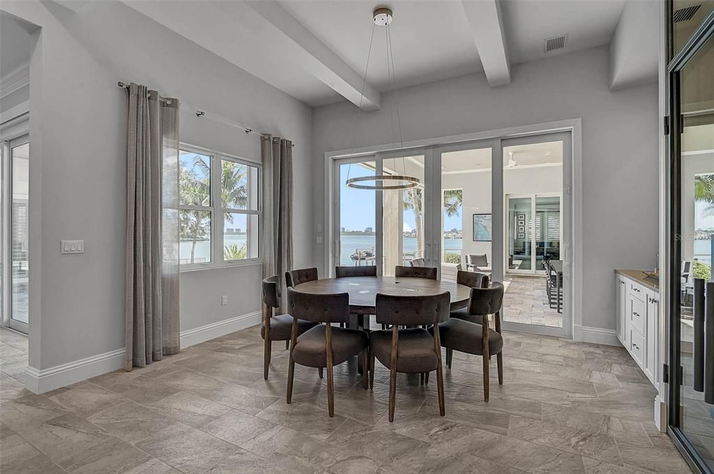 待售: $9,500,000 (5 贝兹, 5 浴室, 5176 平方英尺)