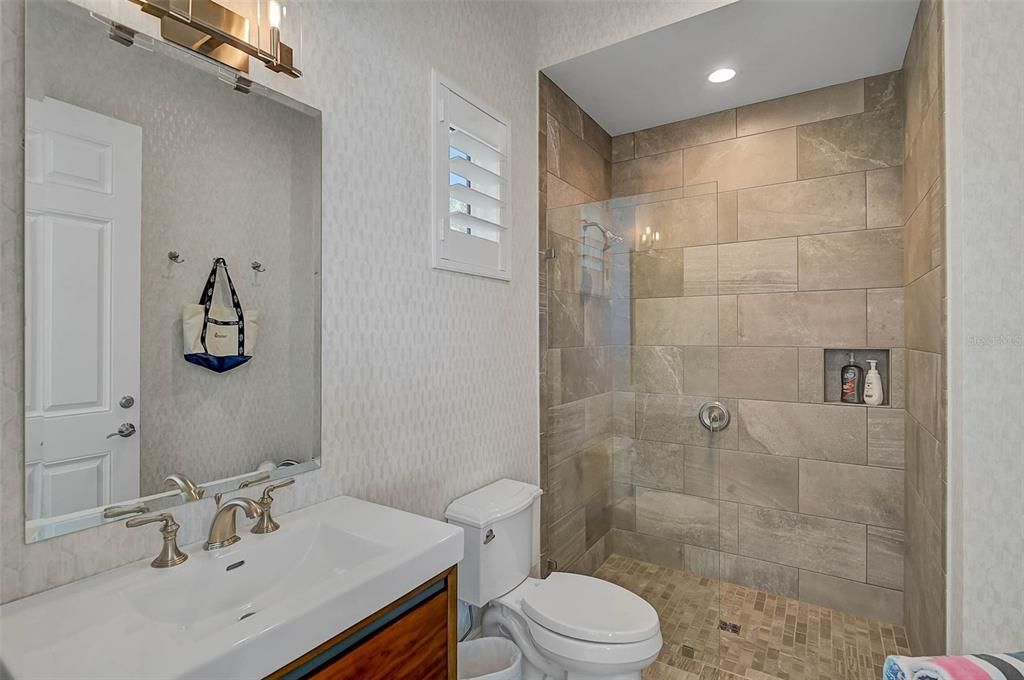 待售: $9,500,000 (5 贝兹, 5 浴室, 5176 平方英尺)