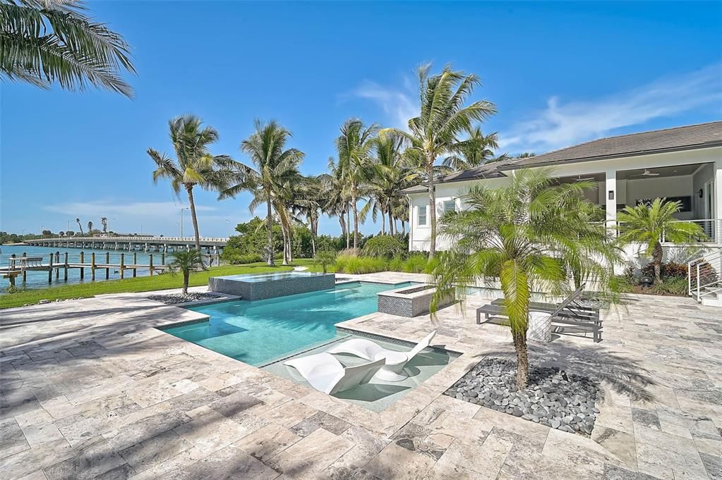 待售: $9,500,000 (5 贝兹, 5 浴室, 5176 平方英尺)