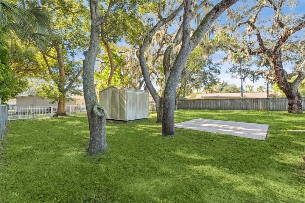 Active With Contract: $399,000 (3 beds, 3 baths, 1999 Square Feet)