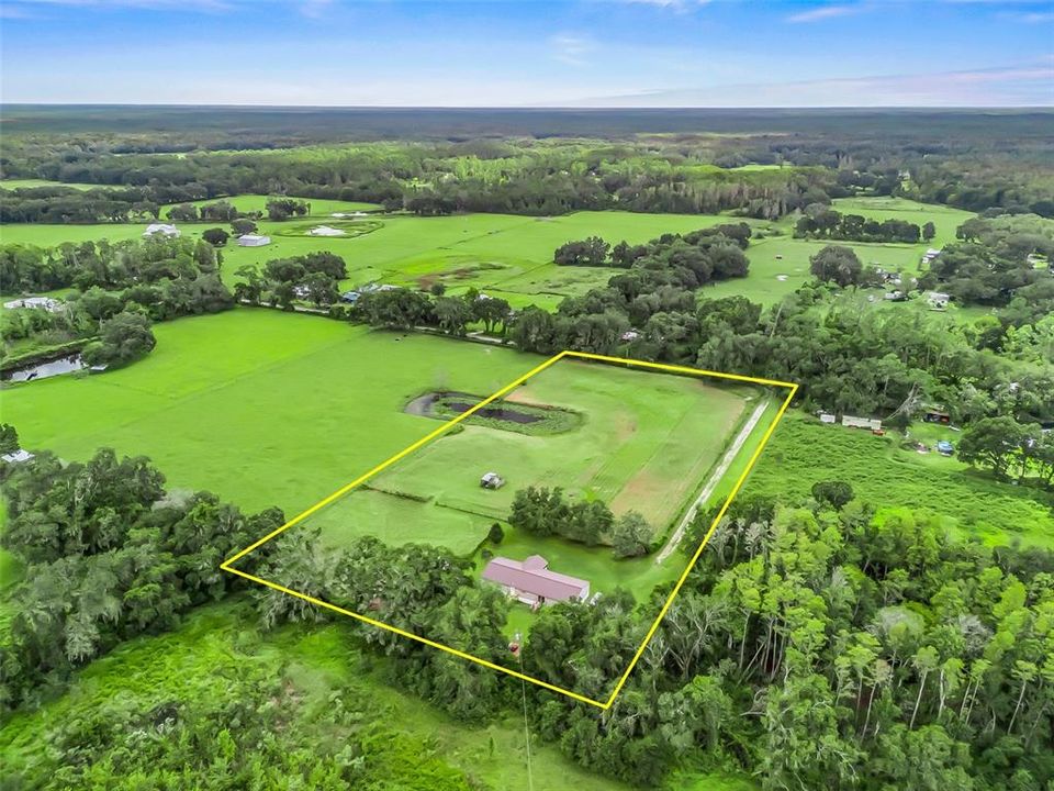 待售: $375,000 (4 贝兹, 2 浴室, 2280 平方英尺)