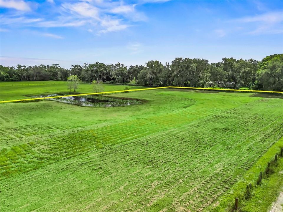 待售: $375,000 (4 贝兹, 2 浴室, 2280 平方英尺)