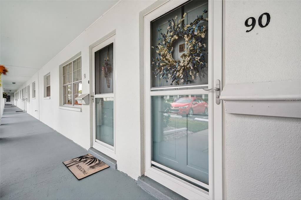 На продажу: $175,000 (2 спален, 1 ванн, 1180 Квадратных фут)