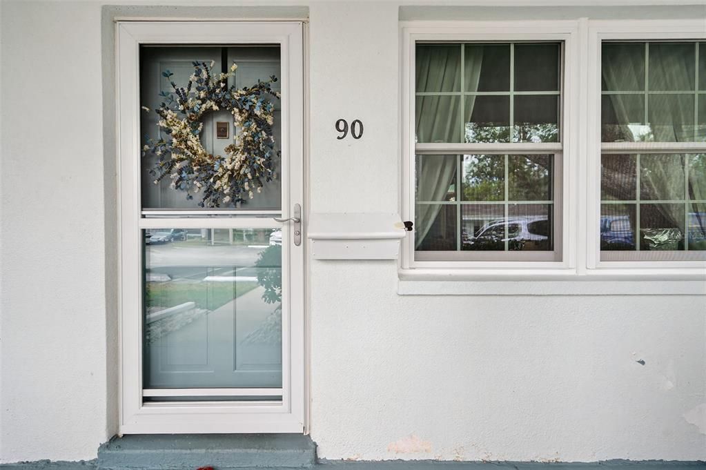 На продажу: $175,000 (2 спален, 1 ванн, 1180 Квадратных фут)