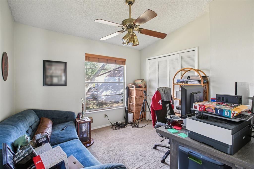 待售: $238,000 (2 贝兹, 2 浴室, 1288 平方英尺)