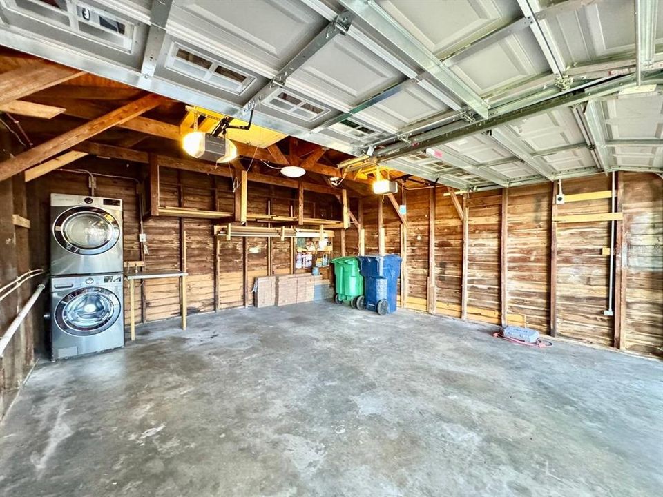 For Rent: $3,500 (3 beds, 1 baths, 1350 Square Feet)