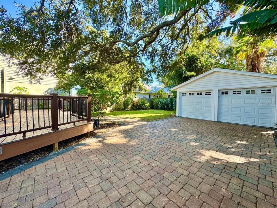 For Rent: $3,500 (3 beds, 1 baths, 1350 Square Feet)