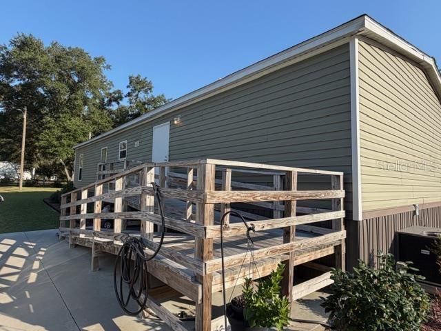 For Sale: $325,000 (3 beds, 2 baths, 1512 Square Feet)