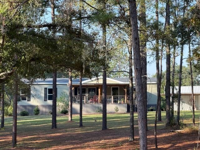 For Sale: $325,000 (3 beds, 2 baths, 1512 Square Feet)