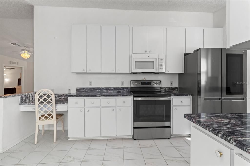 For Sale: $244,900 (3 beds, 2 baths, 1745 Square Feet)