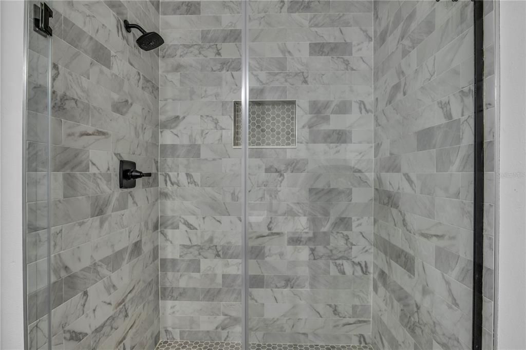 For Rent: $2,800 (2 beds, 2 baths, 1261 Square Feet)