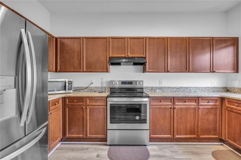 For Rent: $2,800 (2 beds, 2 baths, 1261 Square Feet)