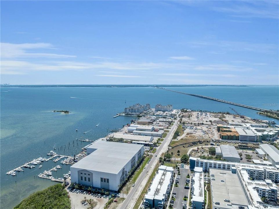 For Rent: $2,800 (2 beds, 2 baths, 1261 Square Feet)