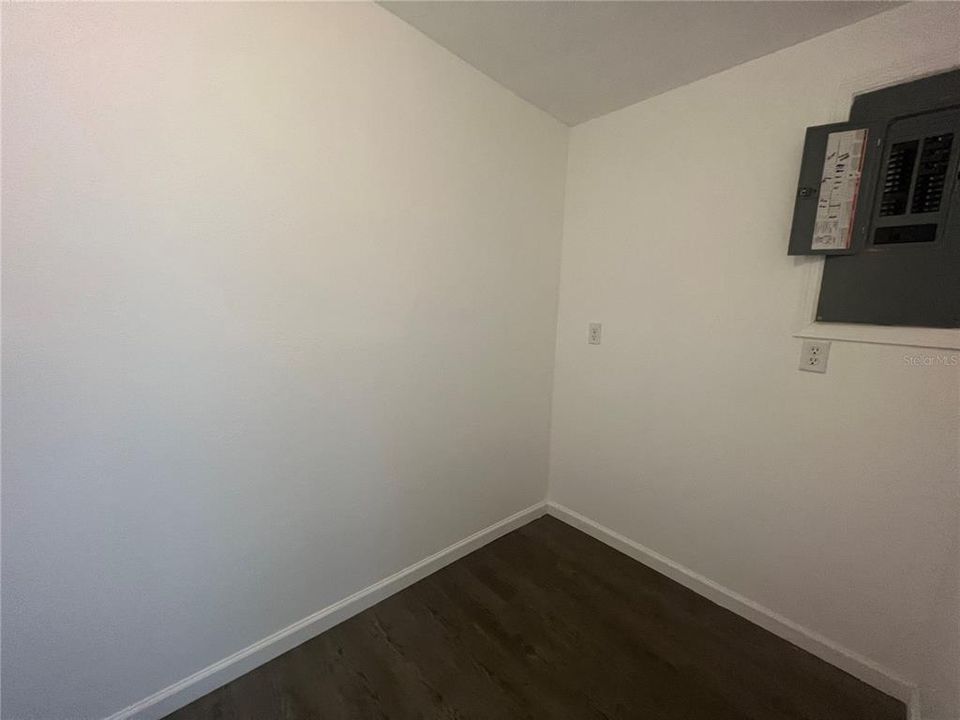 For Rent: $1,625 (3 beds, 2 baths, 1067 Square Feet)