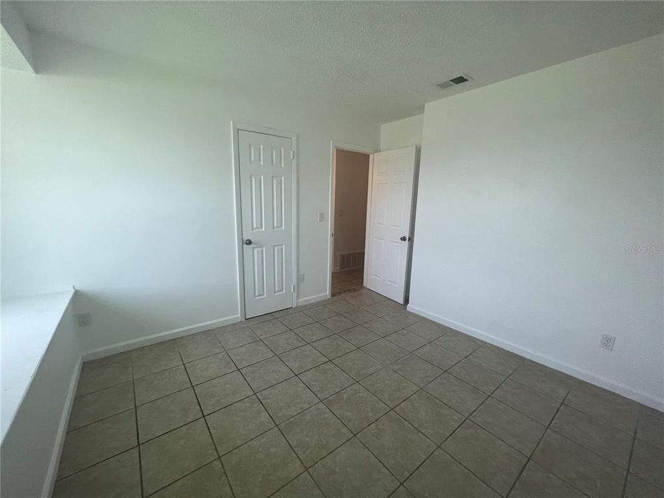 For Rent: $1,625 (3 beds, 2 baths, 1067 Square Feet)