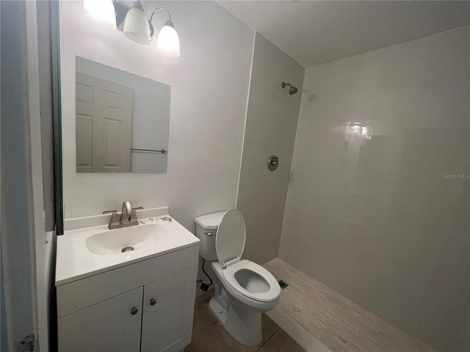 For Rent: $1,625 (3 beds, 2 baths, 1067 Square Feet)