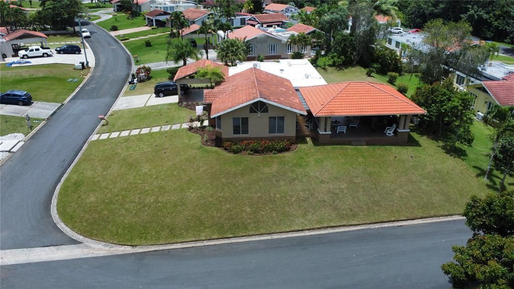 На продажу: $575,000 (3 спален, 3 ванн, 1245 Квадратных фут)