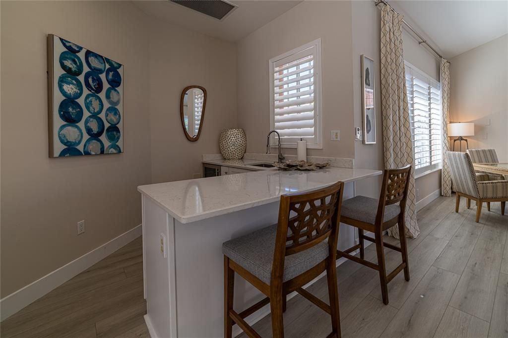 待售: $780,000 (3 贝兹, 2 浴室, 2626 平方英尺)