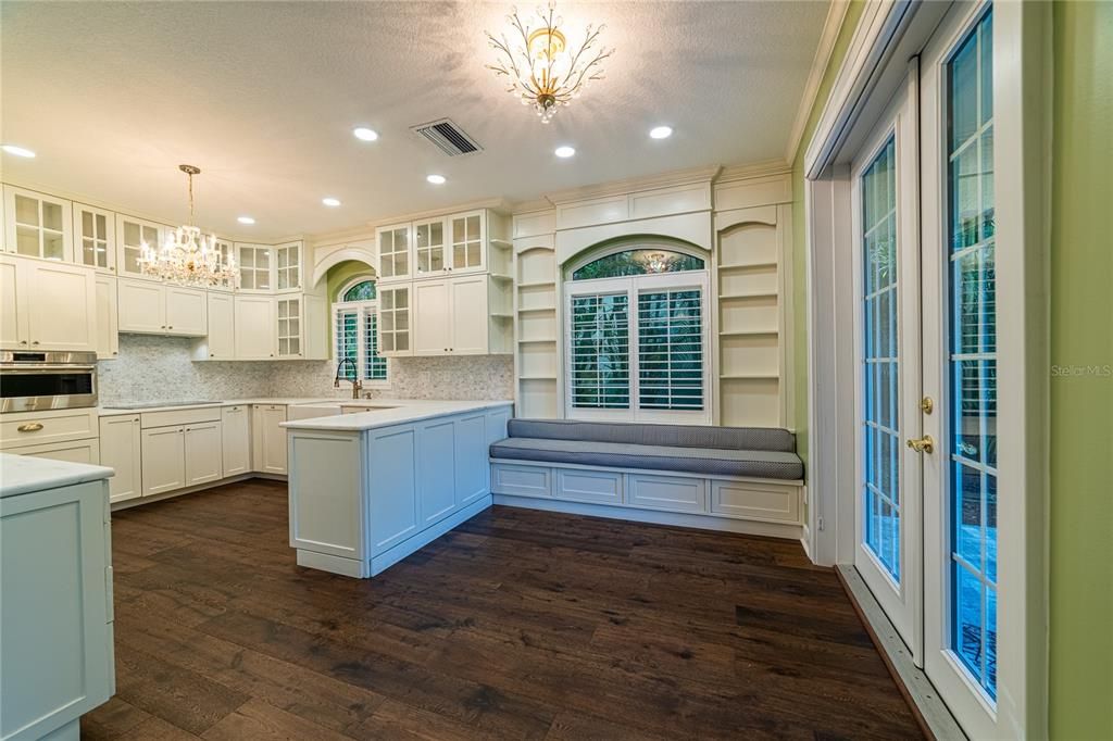 待售: $780,000 (3 贝兹, 2 浴室, 2626 平方英尺)