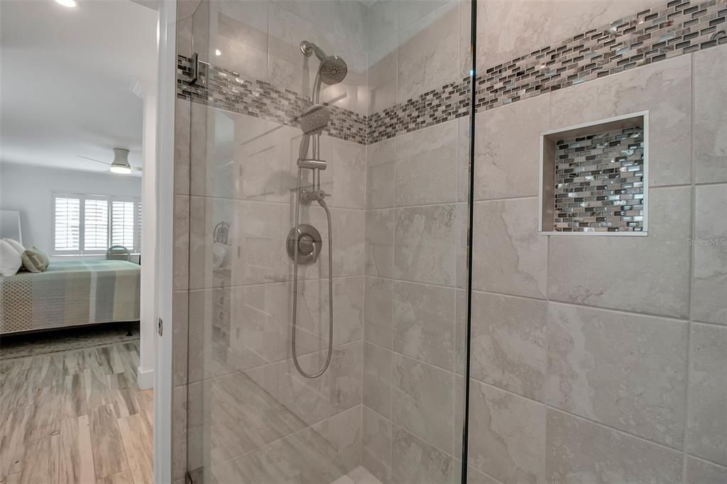 En Venta: $900,000 (2 camas, 2 baños, 1396 Pies cuadrados)