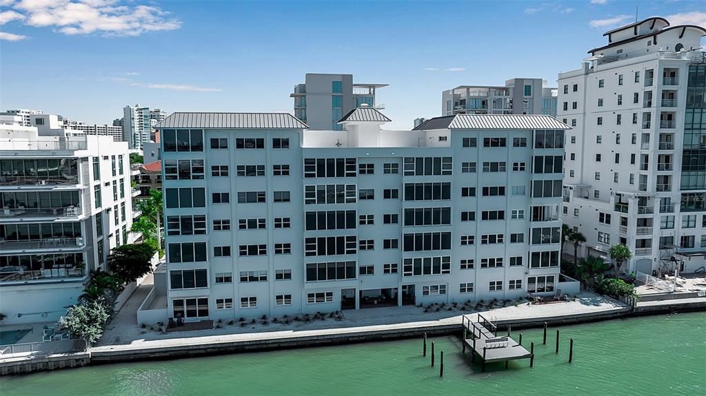 En Venta: $900,000 (2 camas, 2 baños, 1396 Pies cuadrados)