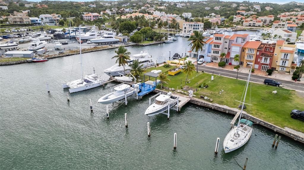 For Sale: $270,000 (0.03 acres)