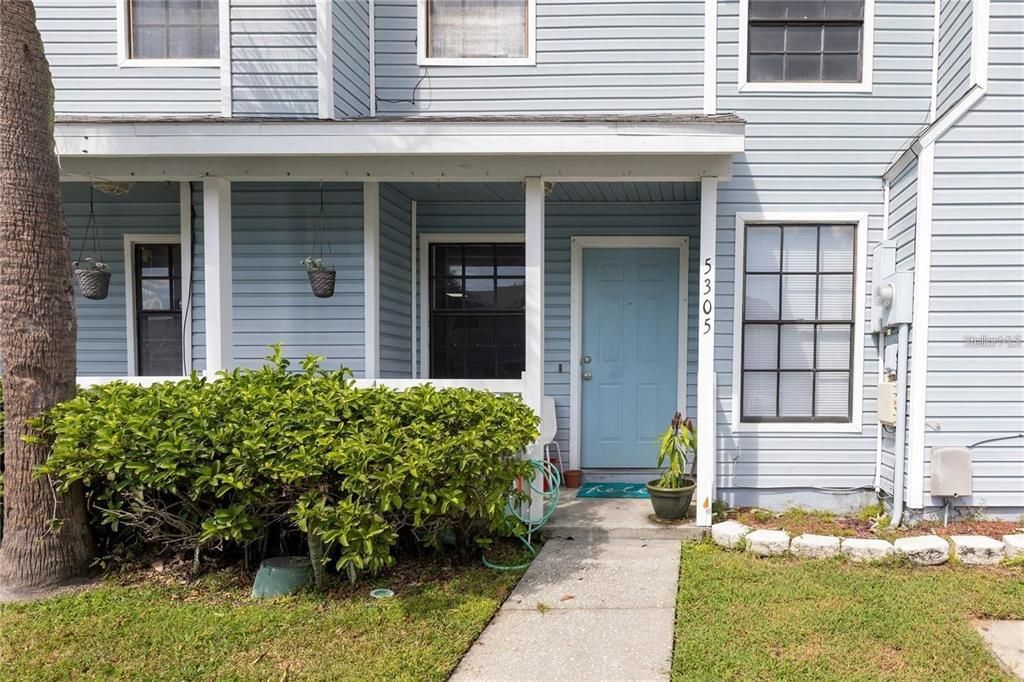 For Rent: $1,995 (3 beds, 2 baths, 1314 Square Feet)